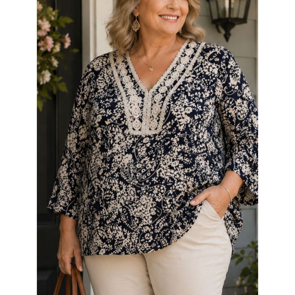 Susan Bristol Women’s 1X Black White Paisley Tunic Blouse Lace Trim Boho